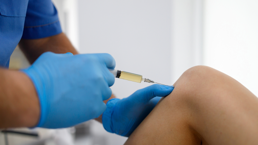 Regenerative therapy for knee pain relief to support active, pain-free lifestyle and healing